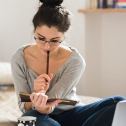 How is interest calculated?